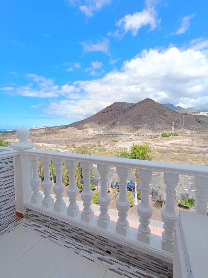Vista Hermosa Apartment อาโรนา ภายนอก รูปภาพ